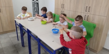 XAAjyAvz