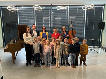 c2e5a907-bed3-48f4-aec3-7a6d8190197c.jfif