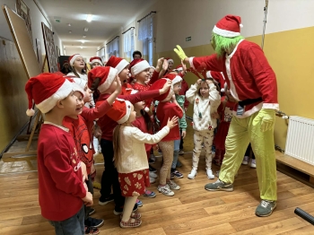 98b0f5b6-e5ec-4b1d-af0d-64aeeb12f391.jfif