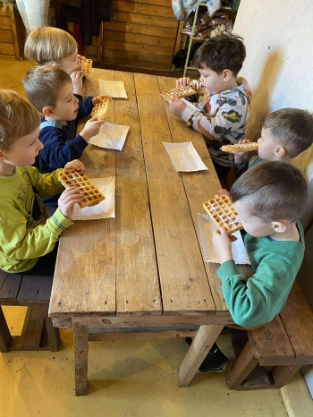 597205336_879172061243662_1920280959626093977_n