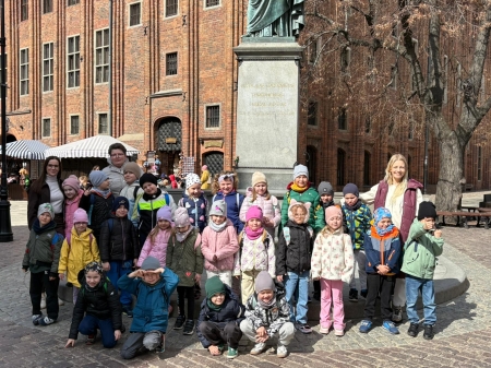 Kosmiczna przygoda: Misie i Pszczółki w Toruniu